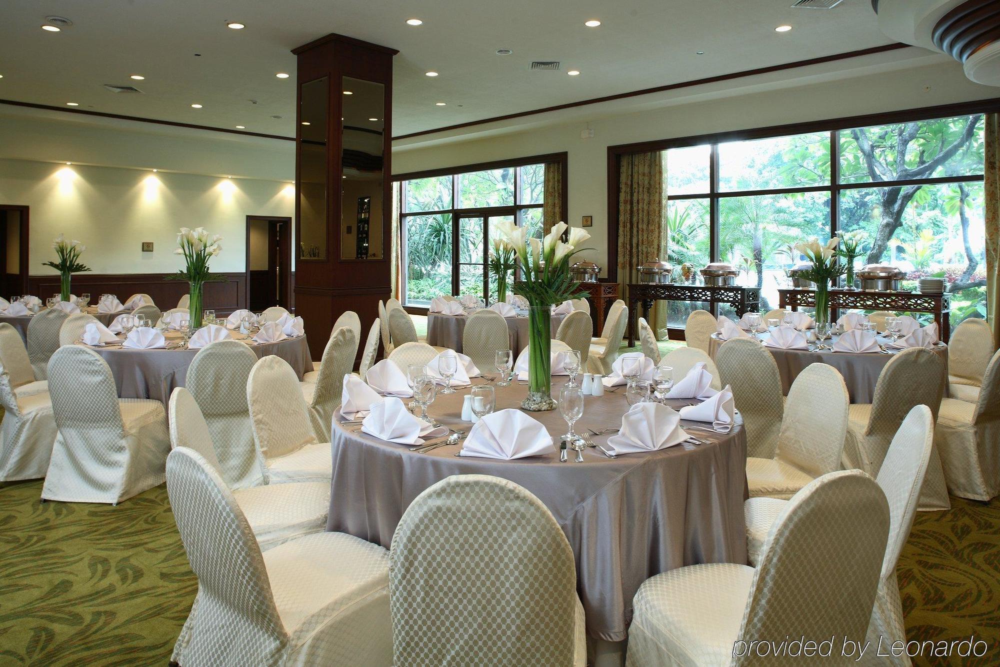 Intercontinental Manila Hotel Makati City Restaurant photo