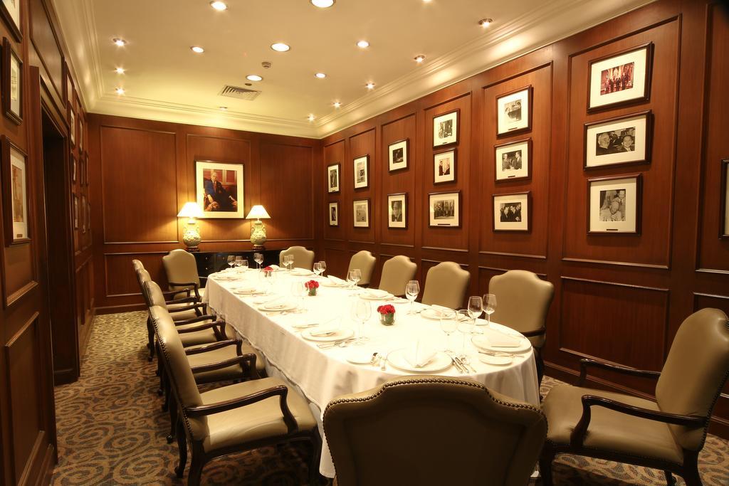 Intercontinental Manila Hotel Makati City Exterior photo