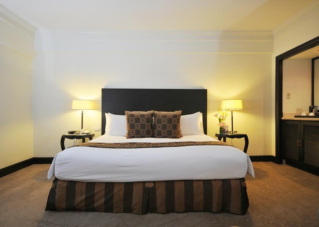 Intercontinental Manila Hotel Makati City Room photo
