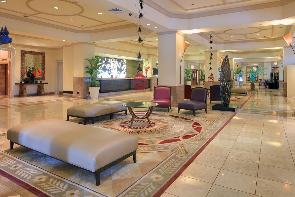 Intercontinental Manila Hotel Makati City Exterior photo